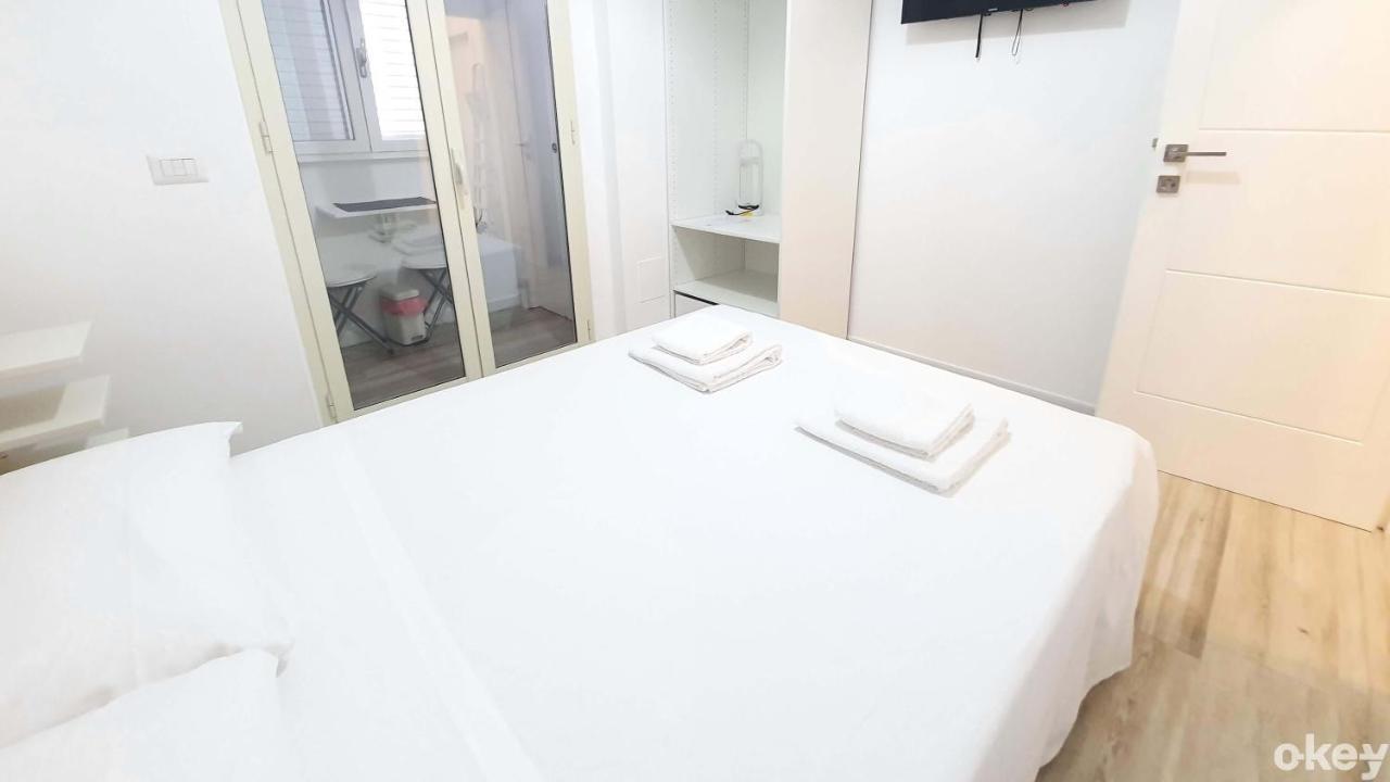 2B Home - Bari Centro Eksteriør billede